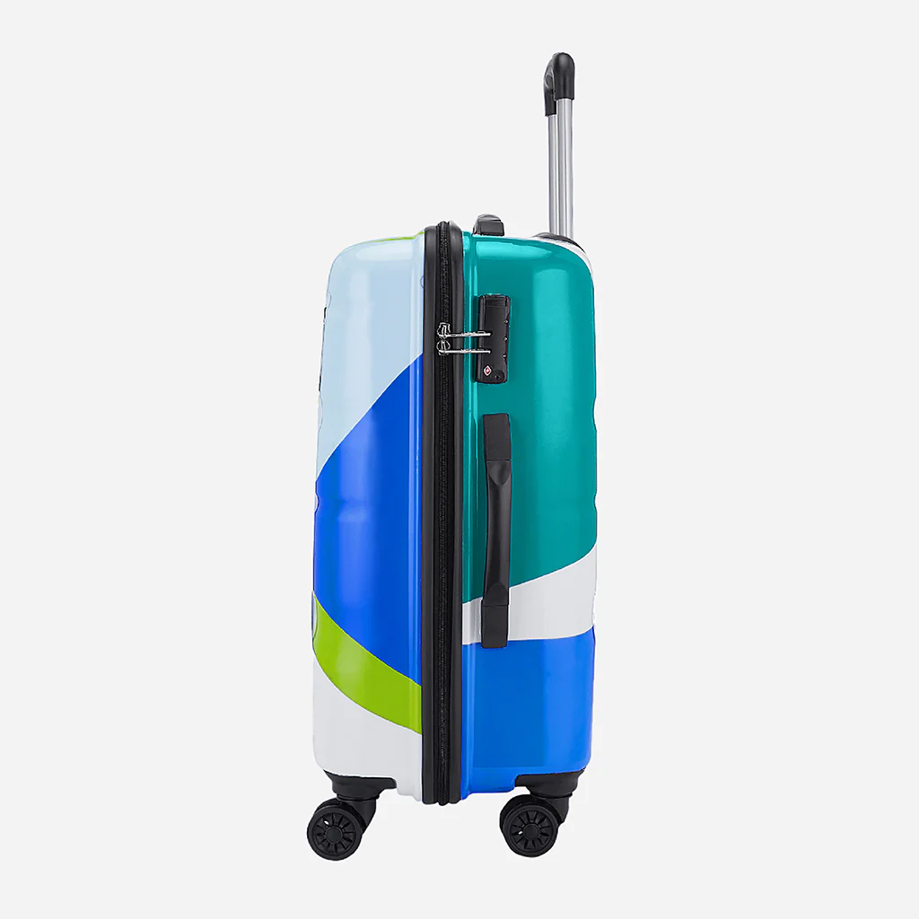 Safari Chroma Plus Printed Trolley Bag with TSA Lock - Image 14