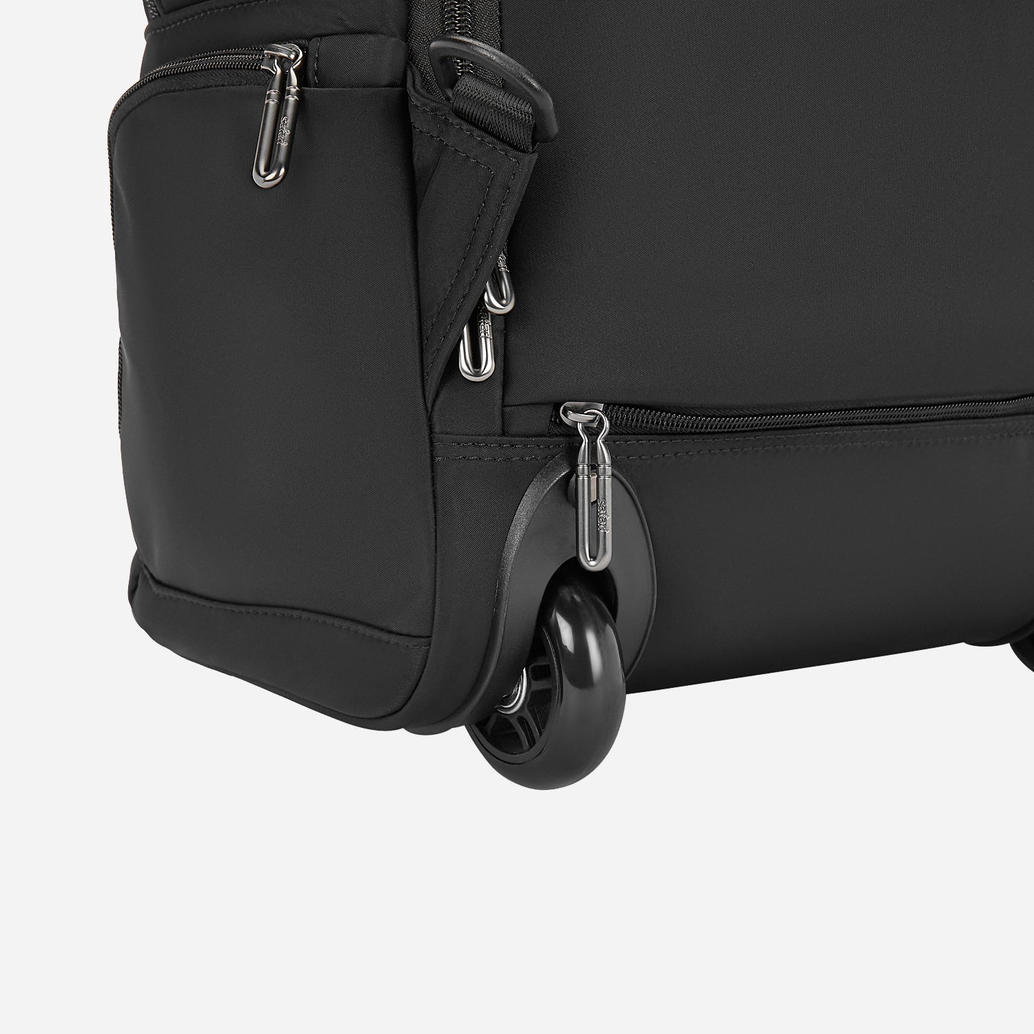 Safari Trooper 20L Black Travel Backpack with Trolley Bag - Image 18