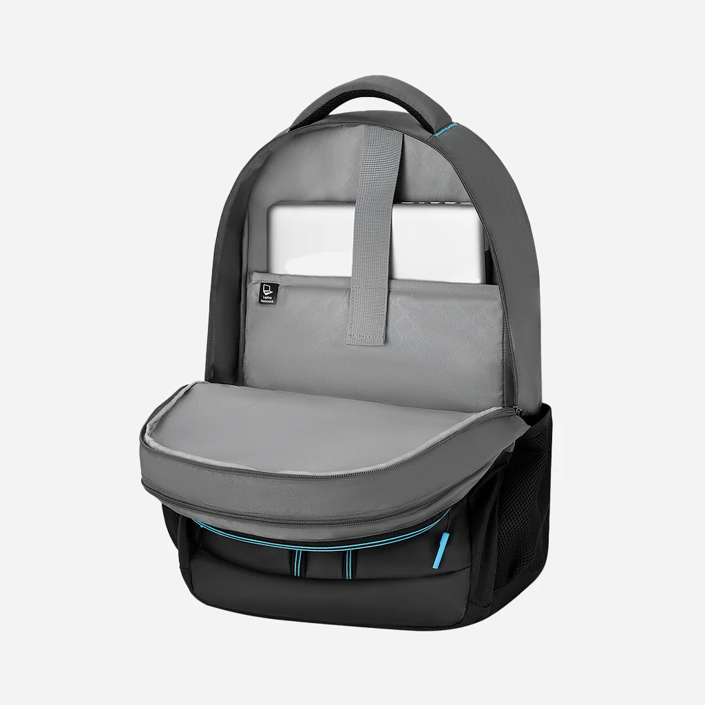 Safari Vogue 3 37L Black Laptop Backpack With Raincover - Image 5